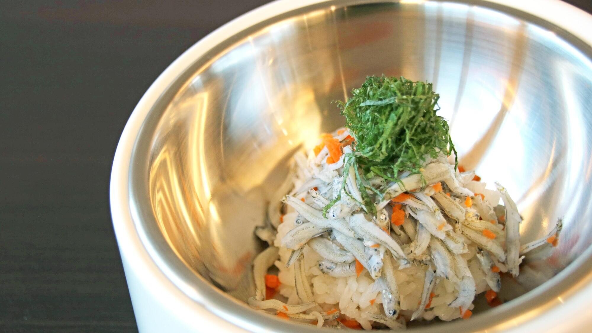 釜揚げシラス丼