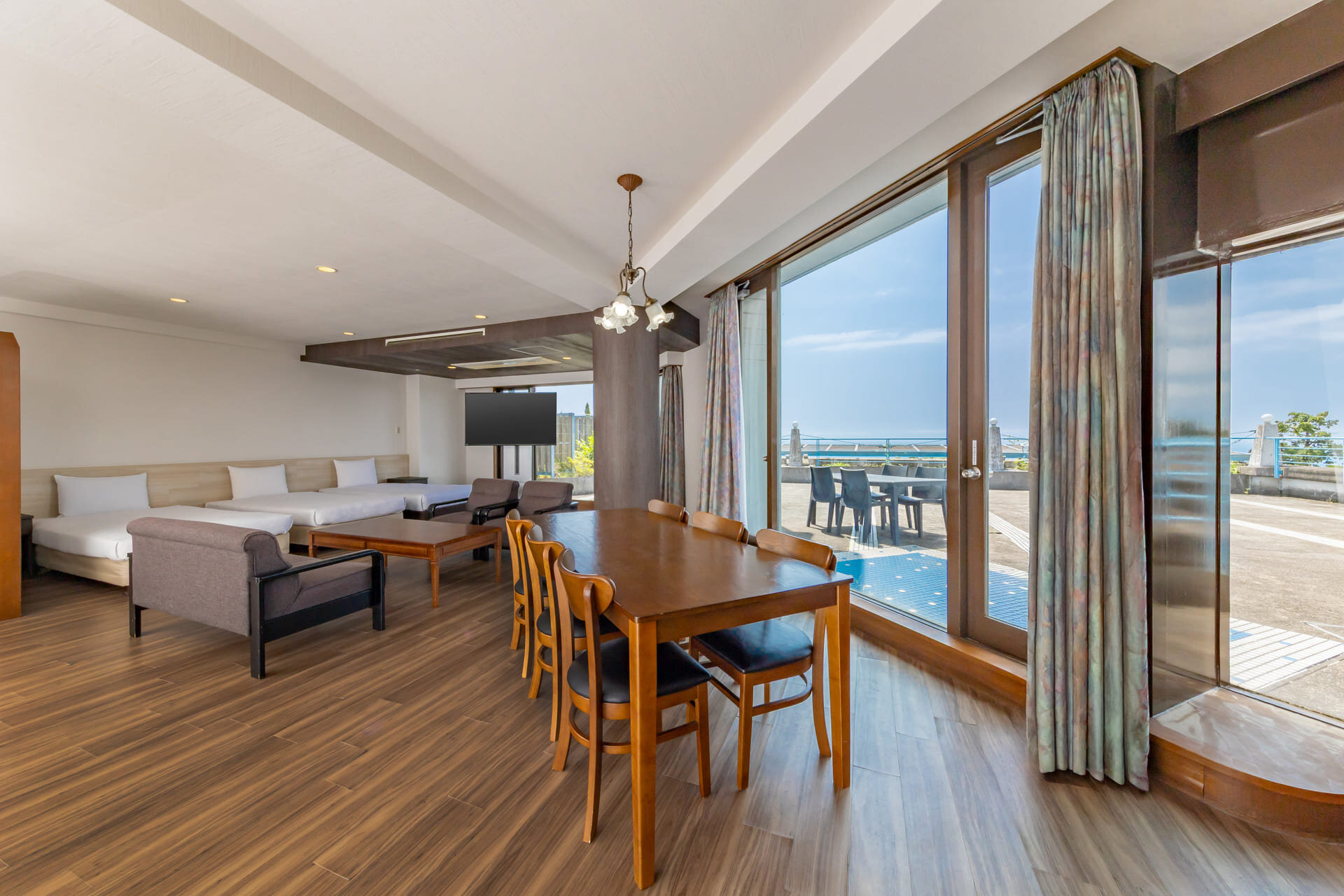 【ルーフテラス付オーシャンビュー】プレミアム洋室5ベッド